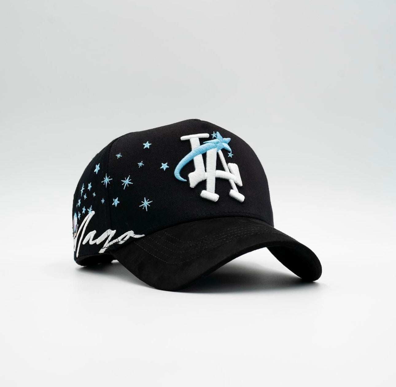 31 HATS “The Magic Club”